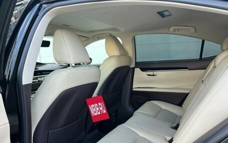 Lexus ES VII, 2017 год, 3 325 000 рублей, 28 фотография