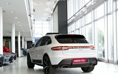 Porsche Macan I рестайлинг, 2025 год, 10 200 000 рублей, 5 фотография