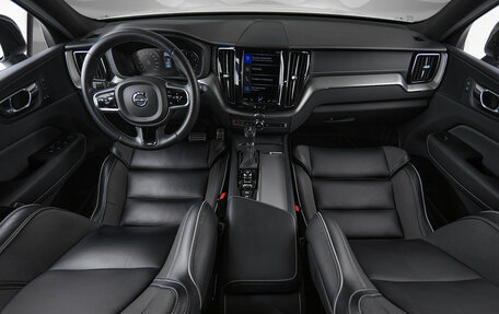 Volvo XC60 II, 2020 год, 4 180 000 рублей, 15 фотография