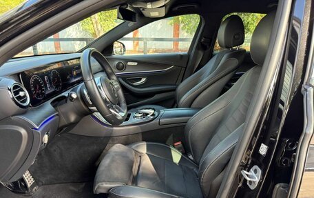 Mercedes-Benz E-Класс, 2018 год, 3 184 000 рублей, 9 фотография