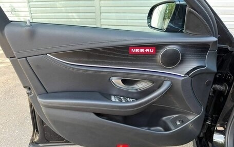 Mercedes-Benz E-Класс, 2018 год, 3 184 000 рублей, 10 фотография