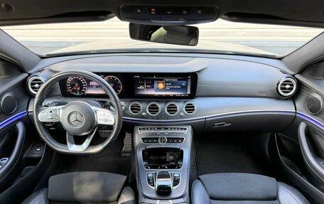 Mercedes-Benz E-Класс, 2018 год, 3 184 000 рублей, 18 фотография
