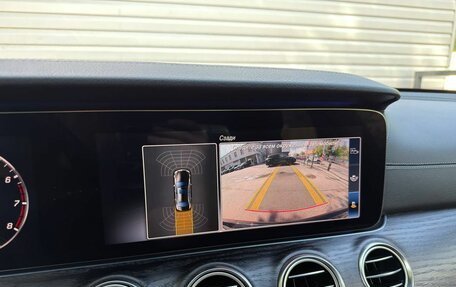 Mercedes-Benz E-Класс, 2018 год, 3 184 000 рублей, 25 фотография