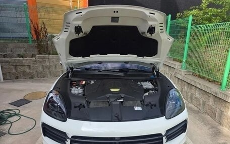 Porsche Cayenne III, 2022 год, 7 100 000 рублей, 4 фотография