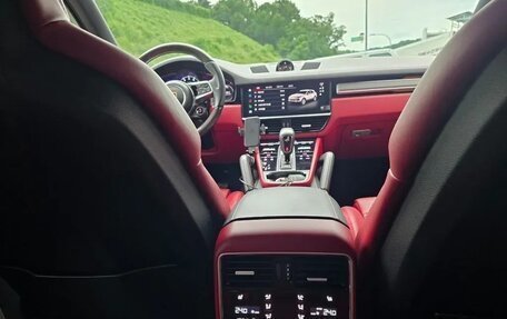 Porsche Cayenne III, 2022 год, 7 100 000 рублей, 13 фотография