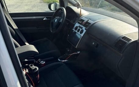Volkswagen Touran III, 2009 год, 800 000 рублей, 5 фотография