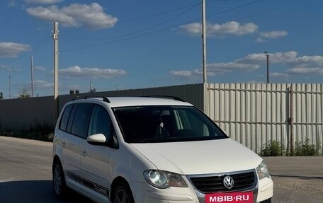 Volkswagen Touran III, 2009 год, 800 000 рублей, 13 фотография