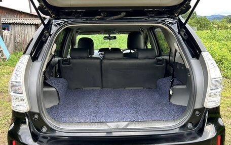 Toyota Prius, 2012 год, 1 060 000 рублей, 9 фотография