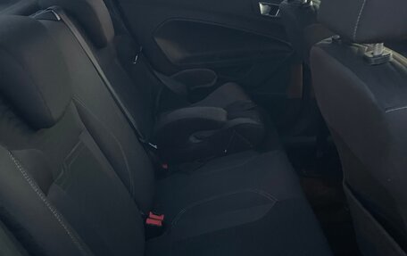 Ford Fiesta, 2015 год, 795 000 рублей, 9 фотография