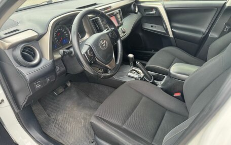 Toyota RAV4, 2015 год, 1 709 000 рублей, 12 фотография
