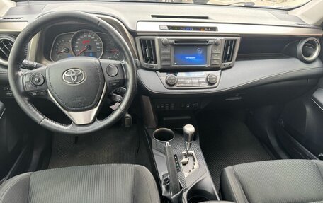 Toyota RAV4, 2015 год, 1 709 000 рублей, 11 фотография