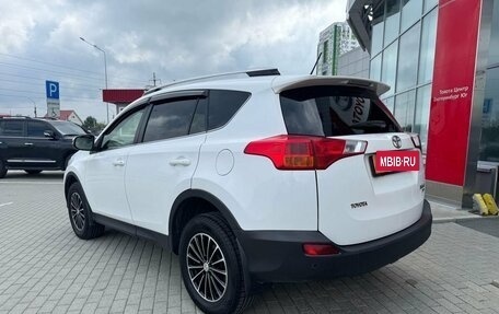Toyota RAV4, 2015 год, 1 709 000 рублей, 8 фотография