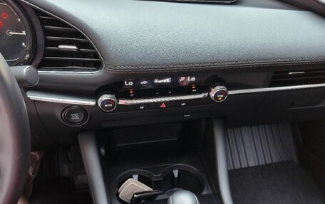Mazda 3, 2023 год, 1 430 666 рублей, 11 фотография