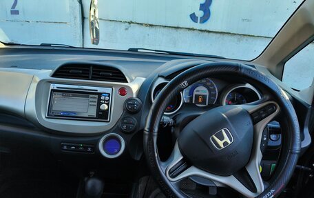 Honda Fit III, 2011 год, 750 000 рублей, 1 фотография