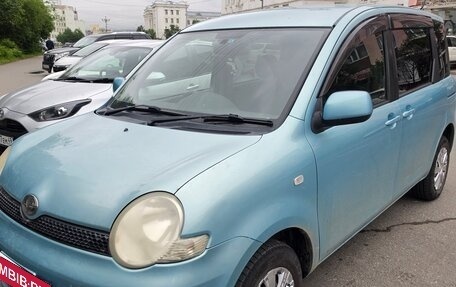 Toyota Sienta I, 2004 год, 590 000 рублей, 2 фотография