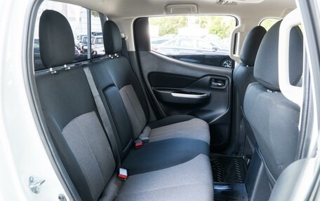 Mitsubishi L200 IV рестайлинг, 2023 год, 3 800 000 рублей, 7 фотография