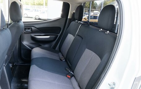 Mitsubishi L200 IV рестайлинг, 2023 год, 3 800 000 рублей, 9 фотография