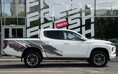 Mitsubishi L200 IV рестайлинг, 2023 год, 3 800 000 рублей, 5 фотография