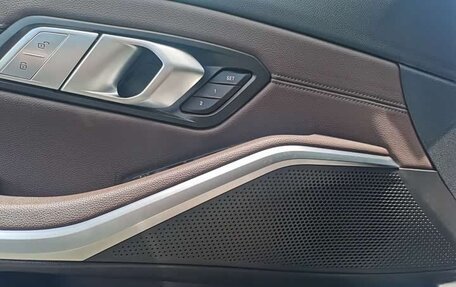 BMW 3 серия, 2022 год, 2 757 999 рублей, 9 фотография
