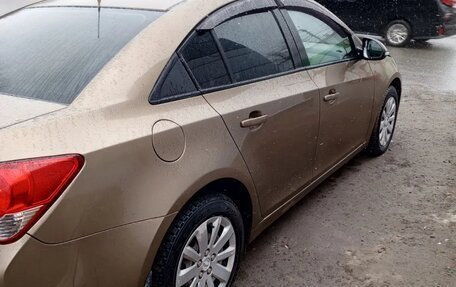 Chevrolet Cruze II, 2014 год, 750 000 рублей, 4 фотография