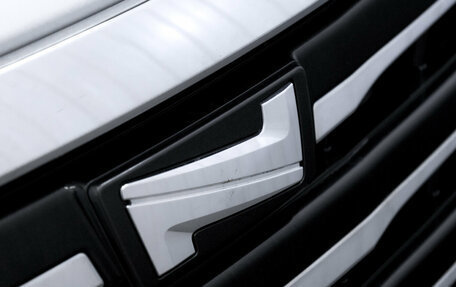 Toyota Noah III, 2017 год, 1 879 000 рублей, 9 фотография
