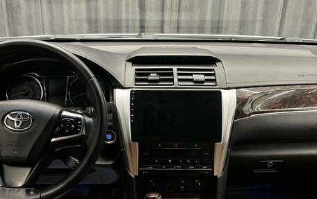 Toyota Camry, 2017 год, 1 780 000 рублей, 13 фотография