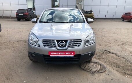 Nissan Qashqai, 2009 год, 950 000 рублей, 2 фотография