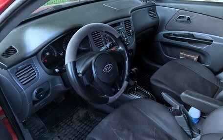KIA Rio II, 2010 год, 380 000 рублей, 2 фотография