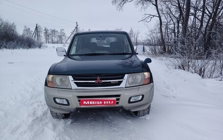 Mitsubishi Pajero III рестайлинг, 2001 год, 750 000 рублей, 1 фотография