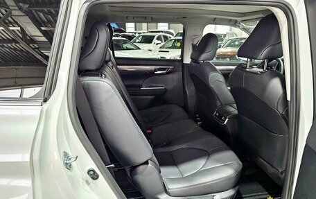 Toyota Highlander, 2026 год, 5 150 000 рублей, 22 фотография