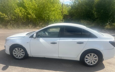 Chevrolet Cruze II, 2013 год, 420 000 рублей, 4 фотография