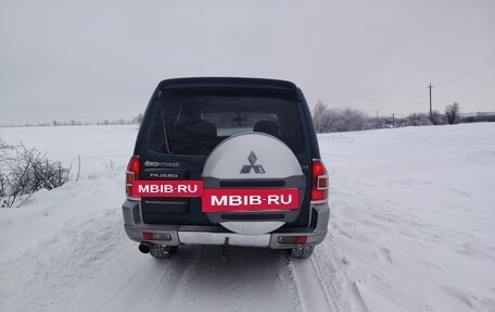 Mitsubishi Pajero III рестайлинг, 2001 год, 750 000 рублей, 4 фотография