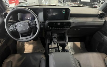 Toyota Land Cruiser Prado, 2024 год, 8 820 000 рублей, 26 фотография