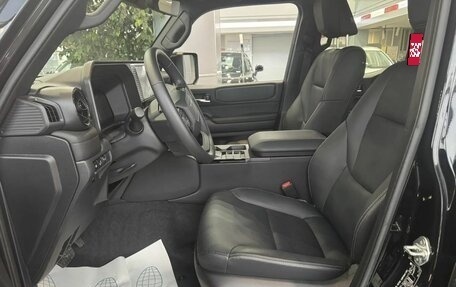 Toyota Land Cruiser Prado, 2024 год, 8 820 000 рублей, 12 фотография