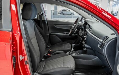 KIA Rio IV, 2018 год, 1 375 000 рублей, 13 фотография