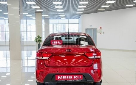 KIA Rio IV, 2018 год, 1 375 000 рублей, 8 фотография
