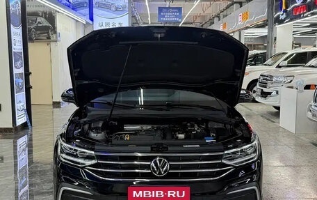 Volkswagen Tiguan II, 2022 год, 2 200 000 рублей, 14 фотография