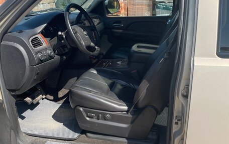 Chevrolet Tahoe III, 2008 год, 1 890 000 рублей, 8 фотография