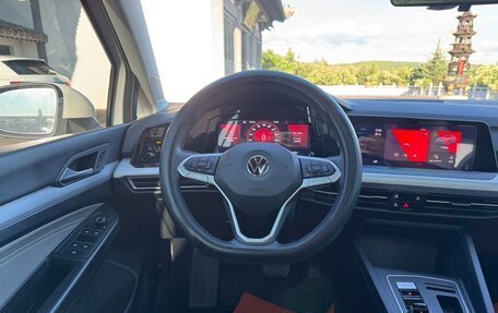 Volkswagen Golf VIII, 2023 год, 1 891 000 рублей, 13 фотография