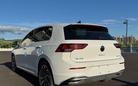 Volkswagen Golf VIII, 2023 год, 1 891 000 рублей, 6 фотография