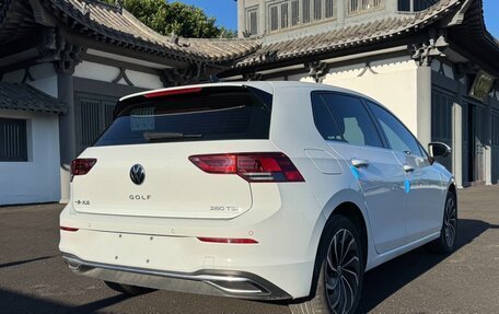 Volkswagen Golf VIII, 2023 год, 1 891 000 рублей, 4 фотография