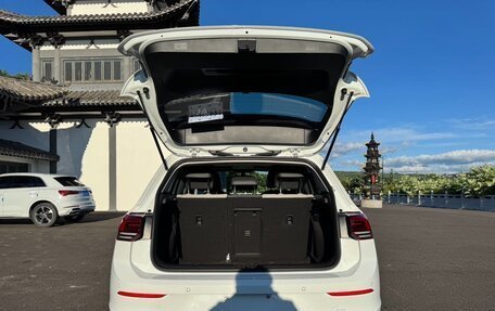 Volkswagen Golf VIII, 2023 год, 1 891 000 рублей, 8 фотография