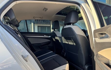 Volkswagen Golf VIII, 2023 год, 1 891 000 рублей, 18 фотография