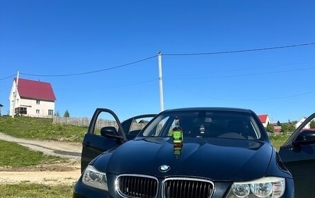 BMW 3 серия, 2009 год, 930 000 рублей, 3 фотография