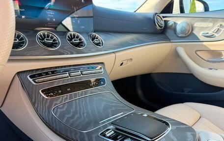 Mercedes-Benz E-Класс, 2020 год, 6 200 000 рублей, 3 фотография