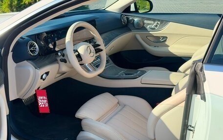 Mercedes-Benz E-Класс, 2020 год, 6 200 000 рублей, 26 фотография