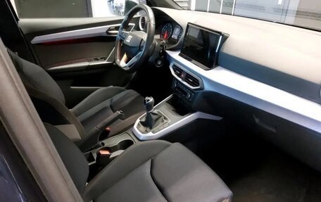 SEAT Arona I, 2022 год, 1 592 000 рублей, 6 фотография