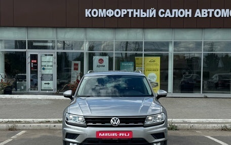 Volkswagen Tiguan II, 2017 год, 2 150 000 рублей, 2 фотография