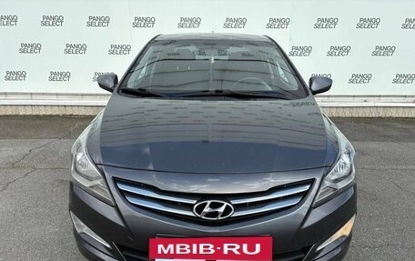 Hyundai Solaris II рестайлинг, 2015 год, 680 000 рублей, 3 фотография