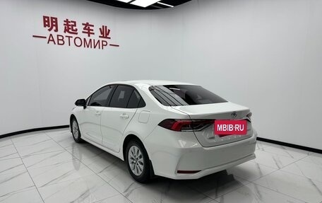 Toyota Corolla, 2023 год, 1 220 000 рублей, 5 фотография